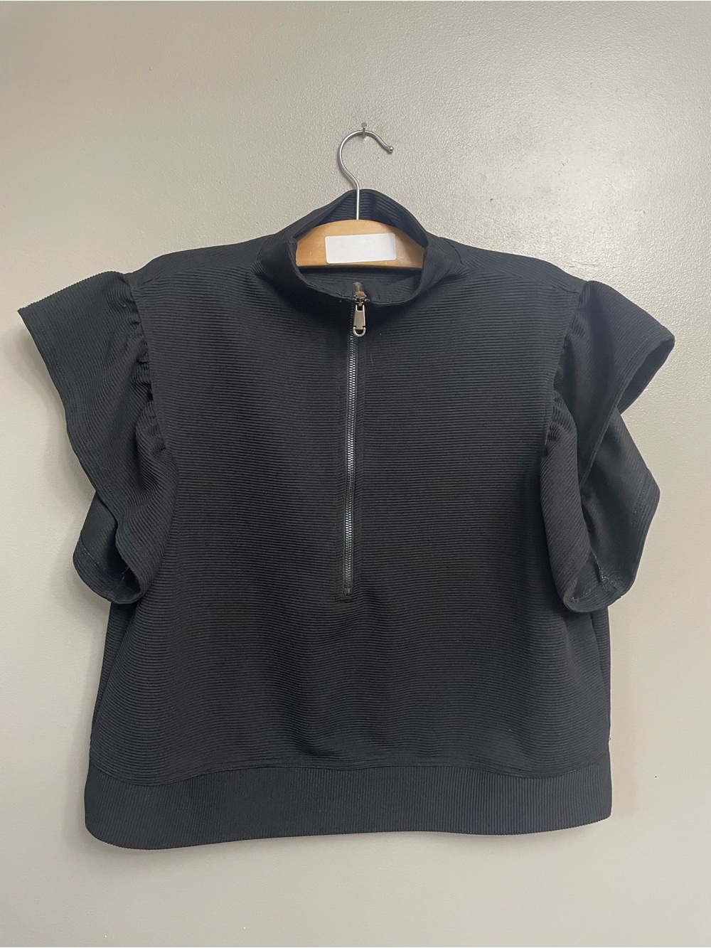 entro Large black Half-Zip Ruffle Sleeve Top